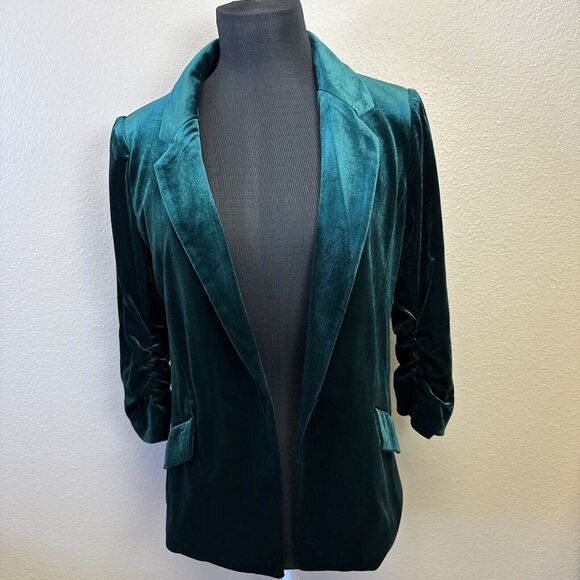 Skies Are Blue Jackets & Blazers - Skies Are Blue NWT Blazer Womens XS Ruched 3/4 Sleeve Velvet Open Front Green